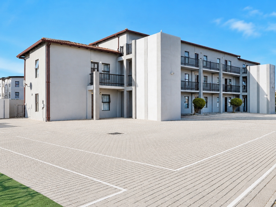 2 Bedroom Property for Sale in Parklands Western Cape